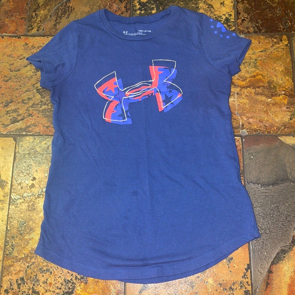 Girls under armour tee (590)